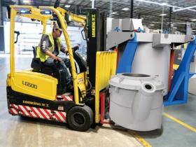 从72小时到“立等可取”:一单厨具出口订单背后,坩埚炉如何打赢“合金切换”时效战